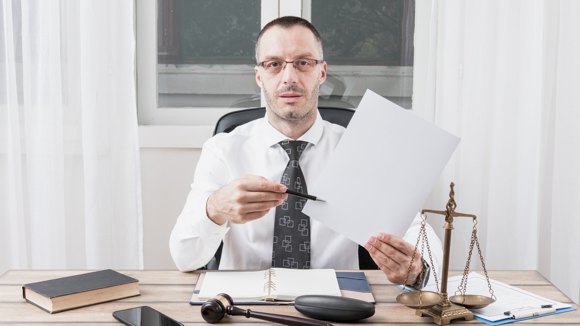 Коллекторское агентство «Феникс»: как работает официальный взыскатель банка «Тинькофф»